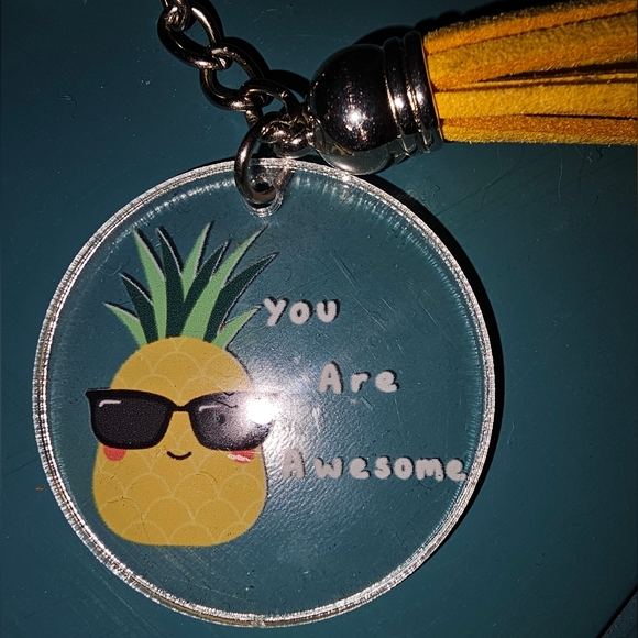 Cute "You Are Awesome" Pineapple Yellow Tassle Keyring - Picture 2 of 3